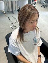 キング(K!ng) ハイライトカラーミルクティーベージュレイヤーカット