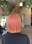 コーラルピンクカラー×ぱつっとボブ