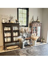 【Francis.】商品棚