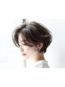 【ショートが初めての方にも◎】髪質やクセを見極めて貴女に似合う再現性の高いスタイルを提案いたします。
