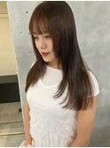 レイヤーカット×ナチュラルベージュ