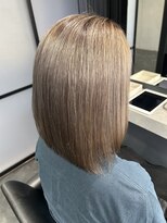 シカマ(SIKAMA)&nbsp;ブリーチカラーデザイン