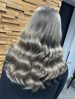 ラピス 横浜(Lapis)&nbsp;グレージュブリーチカラーダブルカラー髪質改善シールエクステ