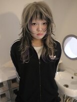 オルン(ORGN.)&nbsp;ロングウルフ　ハッシュカット　ロングレイヤー　ケアブリーチ