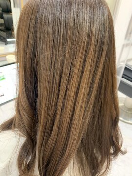 エスカーラ 表参道(THE ESCALA) 色落ちを防ぐトリートメントします☆マスダレイナ