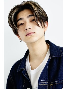 アルテ(ARTE) 【ARTE表参道/青山】センターパート×黒髪×ツーブロック