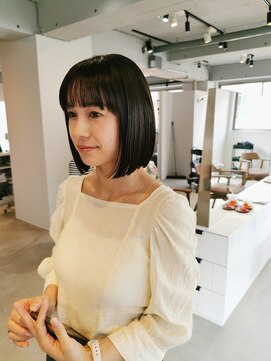 ロッシ 吉祥寺(ROSSI) 【唐澤佑介】ぱつっとボブ