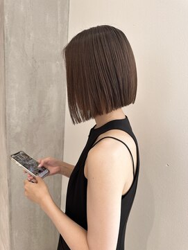 ヨーク(YOKE) YOKE 切りっぱなしボブ前下がりボブタイトボブ髪質改善