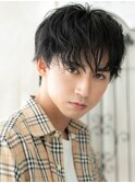 不揃いな毛束が生み出す万能シャギーマッシュヘアg名護大東