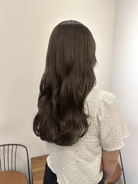 リリアーナ(LILIANA) 池袋 イルミナカラー 透明感 オリーブ アッシュ ベージュ♪