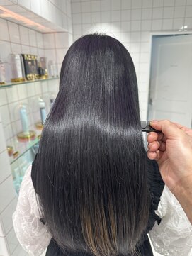 ロンドルーチェ 心斎橋(Lond luce) ダークアッシュ/ミディアムレイヤーカット［髪質改善/縮毛矯正］