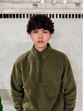 シス(sisu) ginger color × cream perm