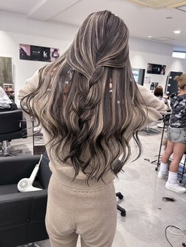 キング 枚方店(K!ng) 縮毛矯正髪質改善ハイライトレイヤーカット枚方美容室エクステ