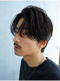 難波ツイストパーマメンズスパイラルパーマフェザーショート色気