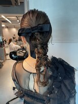 シャルムバイケンジ(Charm.by KENJE)&nbsp;【ダブルポニーテール】結婚式/二次会/銀座/有楽町/アレンジ