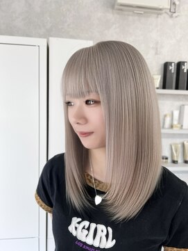 ソマリ(SOMARI.) ホワイトベージュ