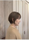 ナチュラルにまとまる大人のショートボブ◎