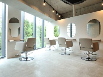 ECLAS  【髪質改善／縮毛矯正専門サロン】【エクラス】