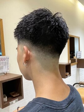 クラップス 横須賀中央店(CLAPS) 横須賀中央メンズカットメンズパーマフェードツーブロック