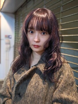 ミディアム／レイヤーカット／ラベンダーブラウン