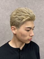 スター(STAR) 【あま市メンズカラー】ハイトーンアップバングフェード