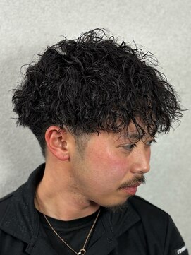 スラッシュ(SLASH) ツイストスパイラル/アップバング/フェード/姫路