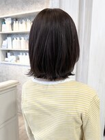 キャアリー(Caary)&nbsp;福山美容院Caary 艶と透明感あるパープルブラウンカラー20代30代