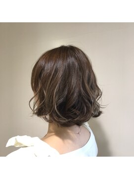 アズール 草加(azule) ボブ グレージュハイライト