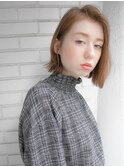 切りっぱなしボブ 簡単スタイリング ヌーディーカラー