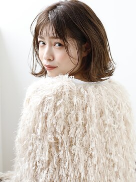 クラン(CLAN) 抜け感ボブ×オン眉シースルーバング