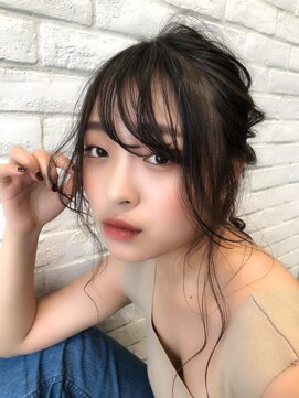 ザ シー 海老名(The C) [The C 岩崎]おくれ毛バランス◎小顔アレンジ^_^