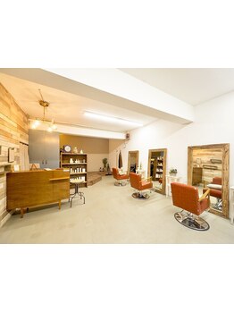 【コロナ対策実施】アットホームで雰囲気の良いスタッフばかり♪ナチュラル系少人数salon*口コミ満点評価◎