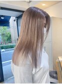 ミルクティーベージュ