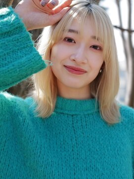 セシルヘアー 梅田店(Cecill hair) ホワイトブロンド×丸み外ハネボブ