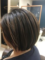 ヘアサロンアンドヘアメイクディー(hair salon hair make D)&nbsp;仙台D　ショートボブ×ソフトツーブロック×バレイヤージュstyle