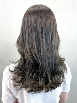 アイティーバイアルバム 藤沢店(IT by ALBUM) グレージュセミディ_グレージュカラーボブウルフ_ba403851