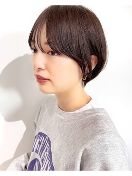 ディッセンバー 神宮前(December) 大人かわいい小顔ひし形ショートボブ暗髪黒髪20代渋谷原宿神宮前