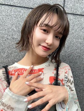 フリティ 大阪西梅田店(friity) ベージュインナーカラーショートボブレイヤーミディアム前髪