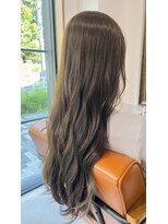 リアライズ(realize)&nbsp;ブリーチなしのツヤツヤ透明感カラー