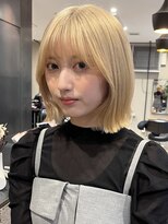 コージーベルベット(Cosy Velvet)&nbsp;ブロンドボブ