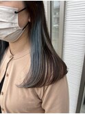 くすみブルー