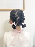 ツインのお団子ヘア