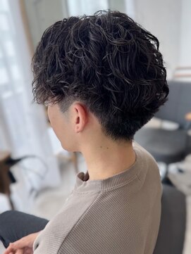 リアンバイアリュール(Lian by Allure) スパイラルパーマツイストスパイラルパーマメンズカット