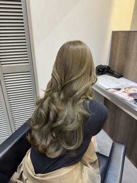 エイト 博多店(EIGHT hakata) オリーブベージュ×レイヤー