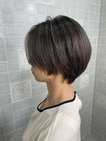 ヘンリエッタ 表参道(Henrietta)&nbsp;アッシュグレーショート