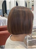 ハイライト切りっぱなしボブ