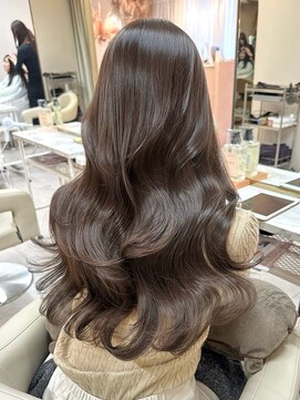 ユニ 表参道(uni) 10代20代30代/韓国風くびれレイヤーカット/ヨシンモリエギョモリ