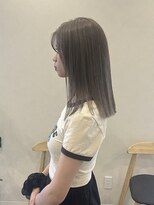 イロ(iro)&nbsp;透明感グレージュ