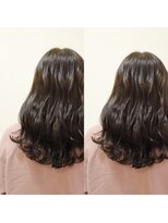 イーハトーヴヘアー(Yehatov) 【やりすぎない丁度いいカラー】アプリエミルクティーグレージュ