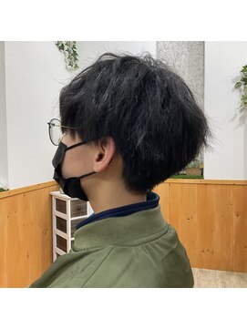猫と三日月 学生カット・マッシュスタイル